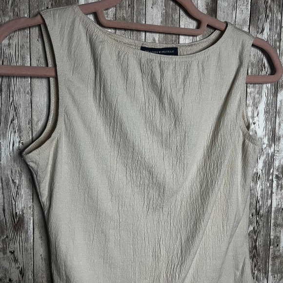 Brandy Melville Tops - Cream Brandy Melville Tank with Wrinkle Texture One Size